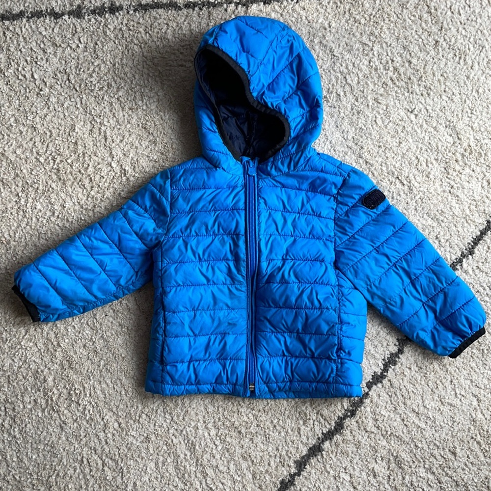 ⬇️ Sale! ⬇️ Baby Gap packable lightweight puffer jacket coat